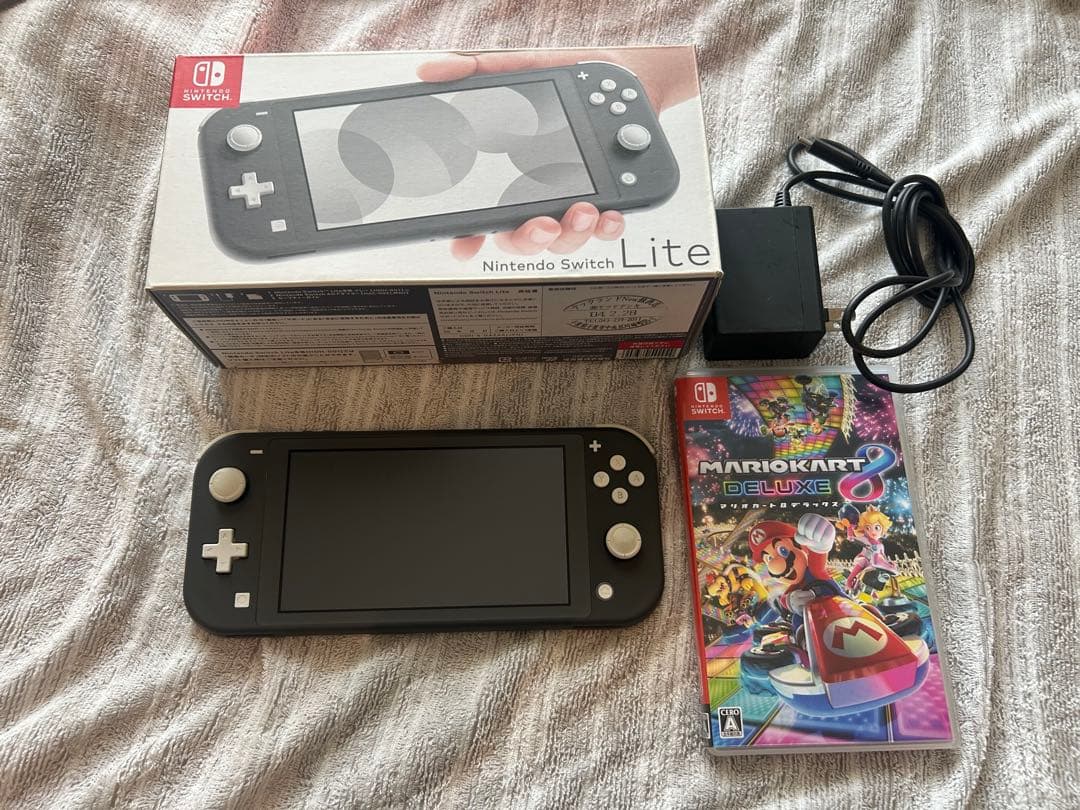 【値下げ)Nintendo Switch Lite + マリオカート　8DX