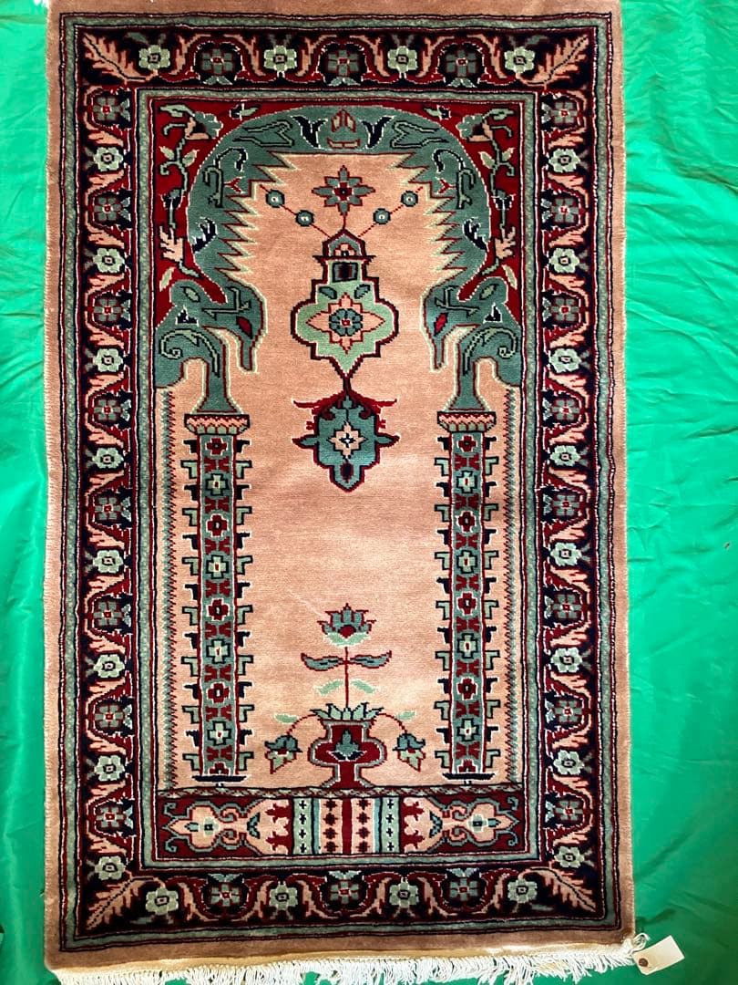 ペルシャ絨毯 ウール 130cm×77.5cm