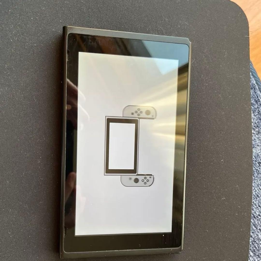 任天堂Nintendo Switch本体のみ（2017年製