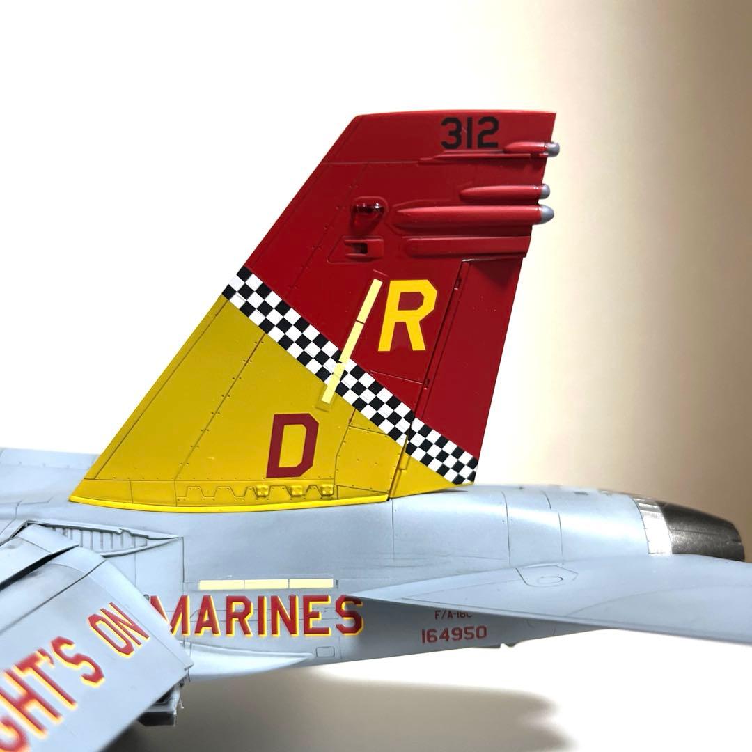 戦闘機プラモデル完成品1/48ハセガワF-18ホーネット
