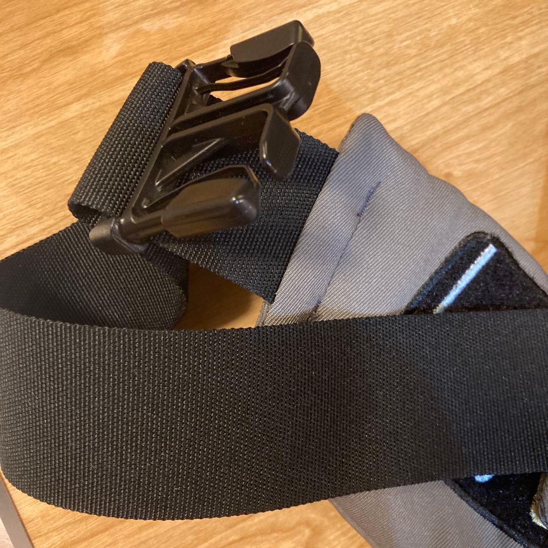 【美品】エルゴベビー抱っこ紐　オムニブリーズ　グラファイトグレー