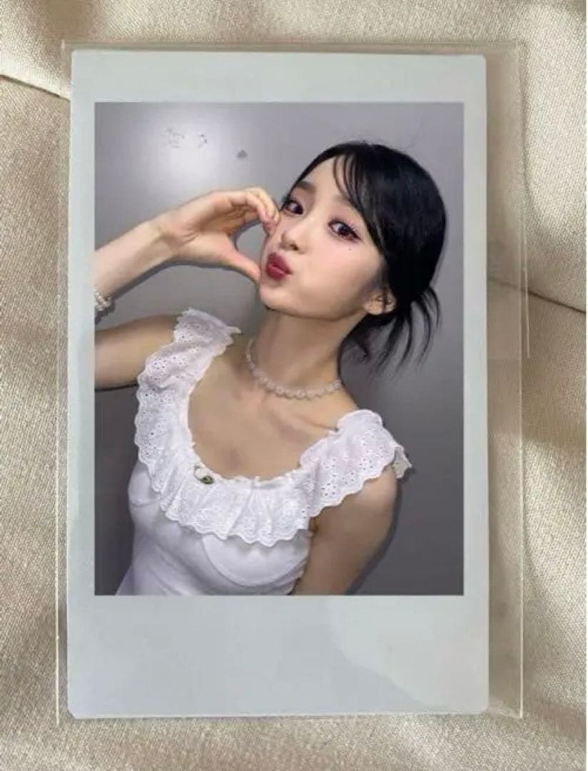 ichillin イジ チェキ ポラロイド サイン入り アイチリン