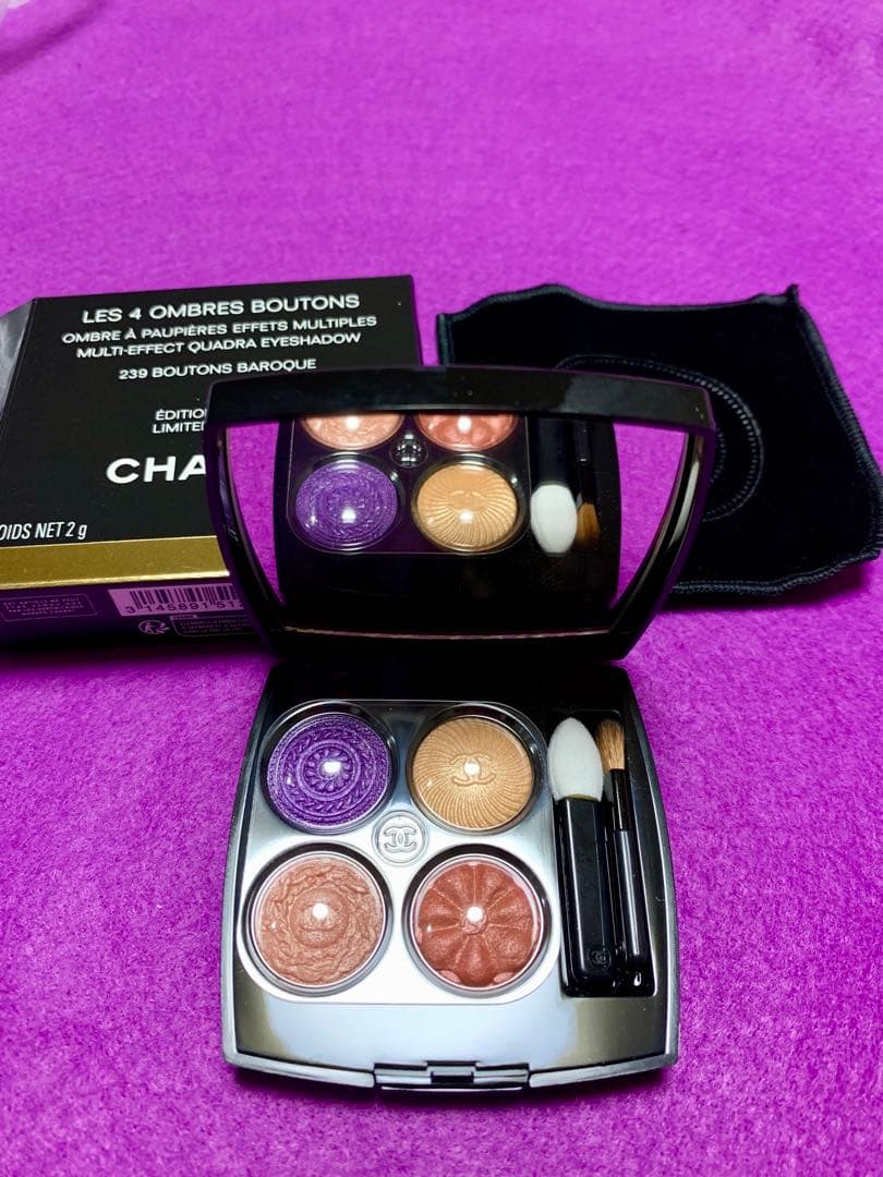 新品同様　chanel レキャトル オンブル　ブトン　239 ブトンバロック♡